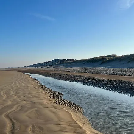Manon Des Dunes *